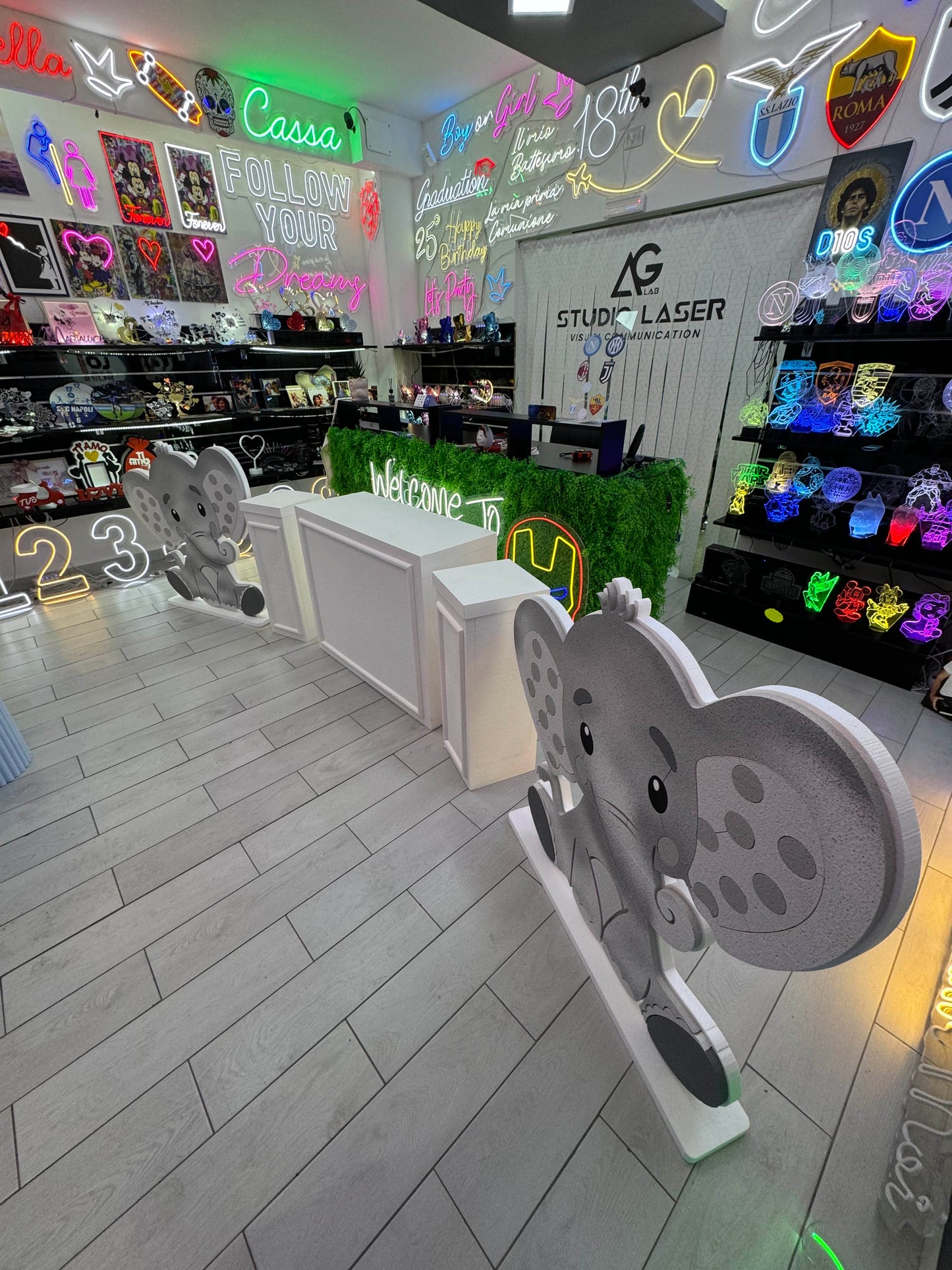 Polistirolo tris boiserie