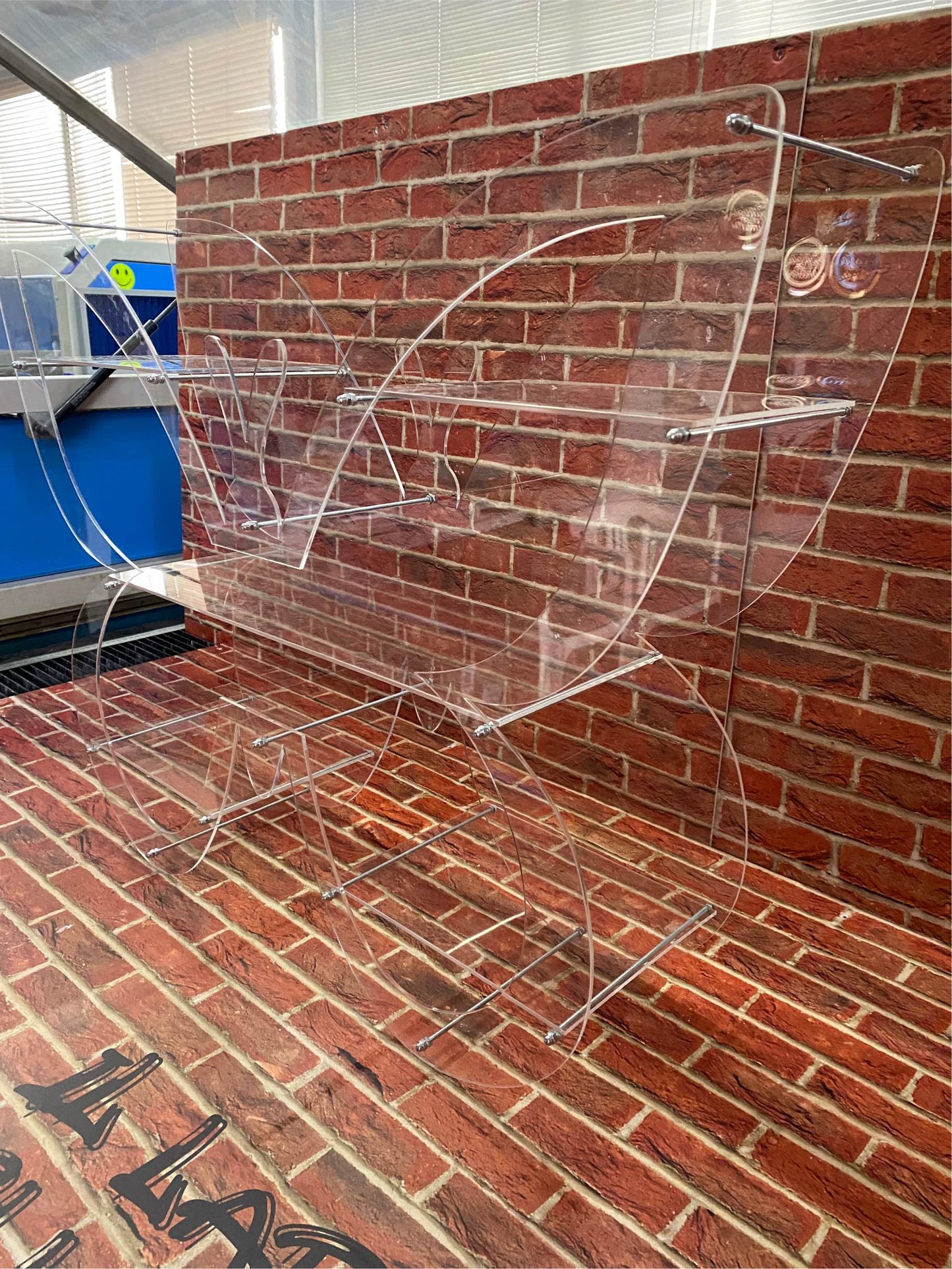 Plexiglass scaffali e alzatine