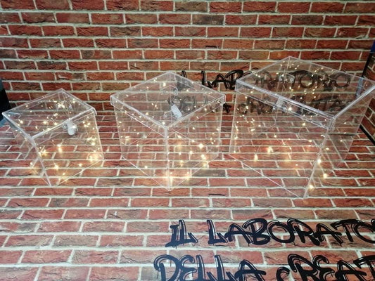 Plexiglass cubotti